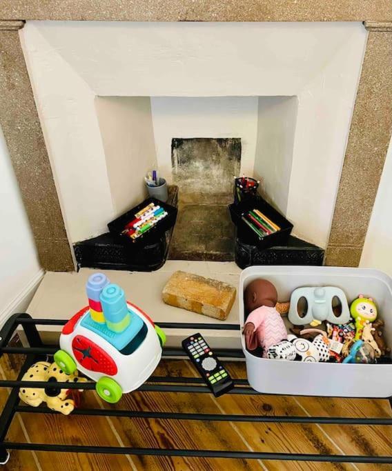 Agreable Maison De Village Avec Balcon Roiffieux Ngoại thất bức ảnh